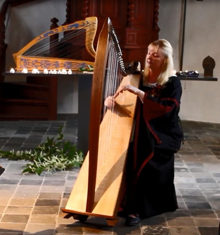 A Celtic harp dream Regina Ederveen